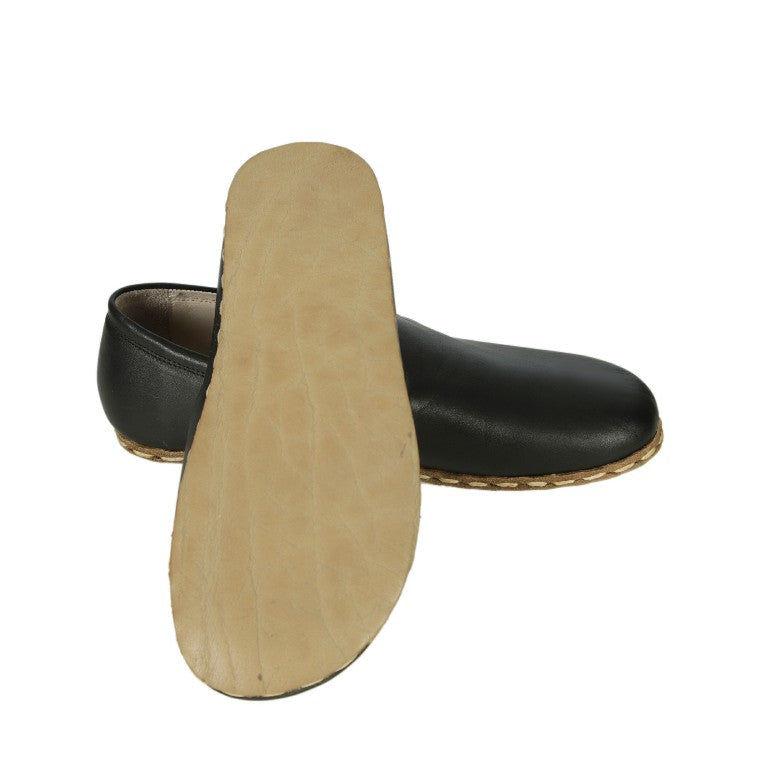 Black Slip-On Wide Barefoot Smooth Leather Handmade Sport Shoes Slip-On Leather Outsole